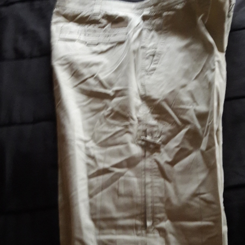 Columbia outdoor cargo pants with zipper pocket